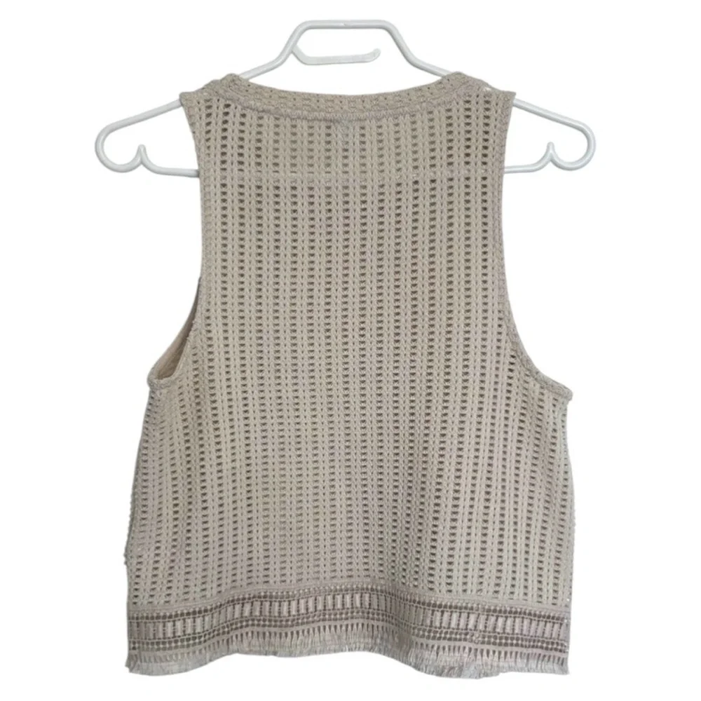 Old Navy Crochet Tank Top Size XS - Picture 4 of 7